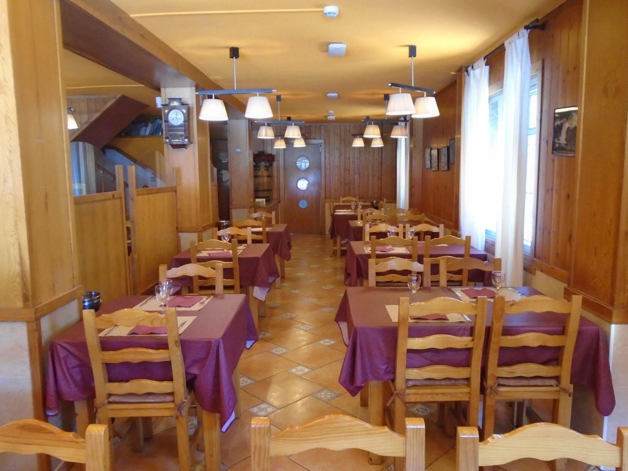 Hostal Fonda Galicia كارديديو المظهر الخارجي الصورة